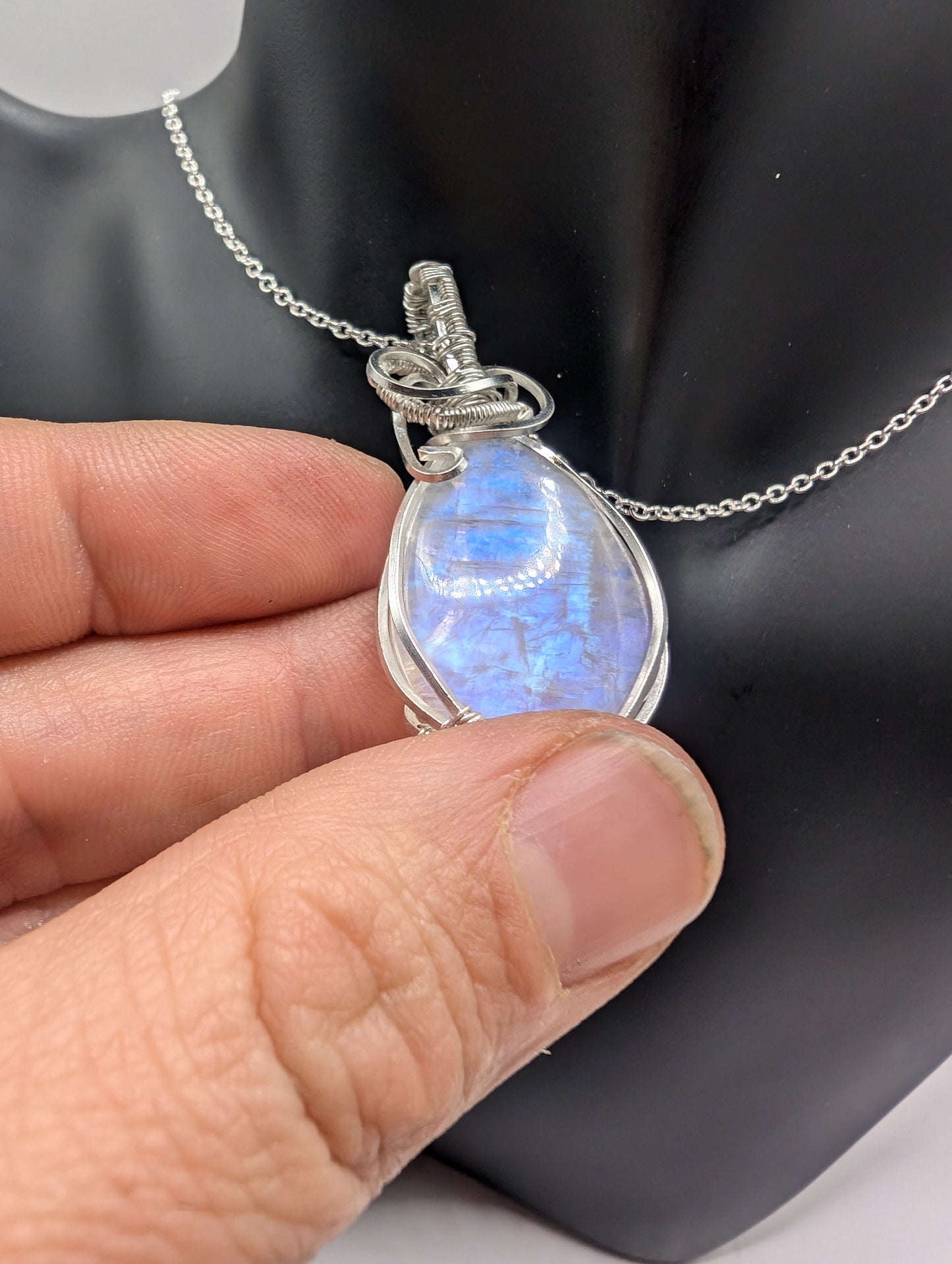 Discover the Enchantment of Our Teardrop Moonstone Pendant! - Northern Magick Supplies