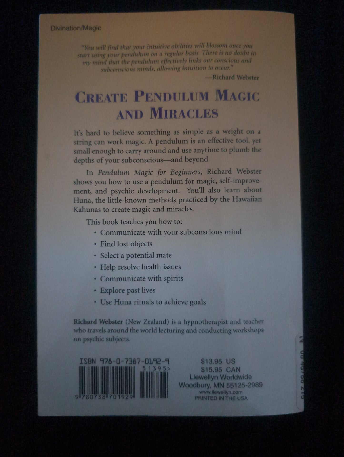 Pendulum magic for beginners by Richard Webster USED!! CONDITION GOOD