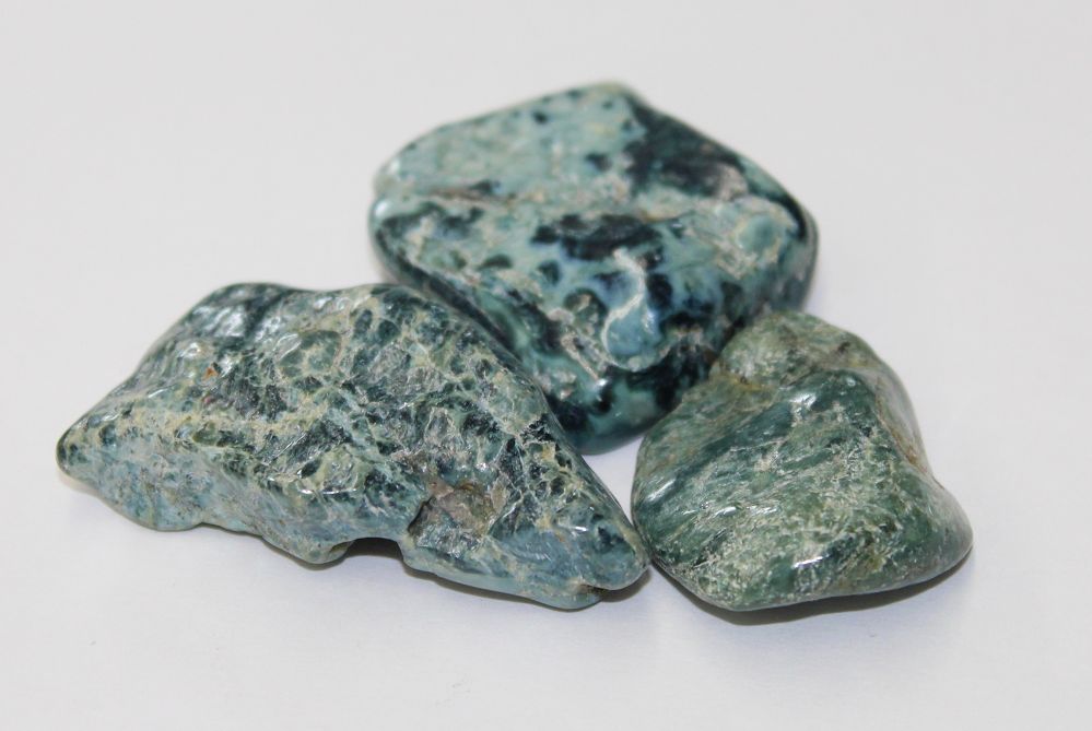 Blue Jade Large Tumbled - Northern Magick Supplies