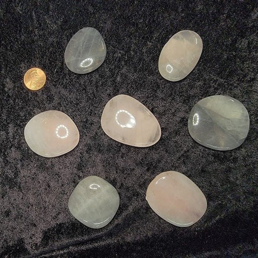 Luna Rose Palm Stone