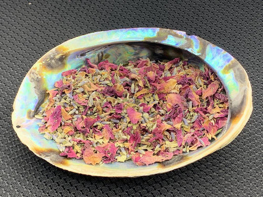 Attract Love - Spell Mix (1oz) - Northern Magick Supplies