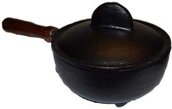 Cast Iron Cauldron w/ Handle (4"D)