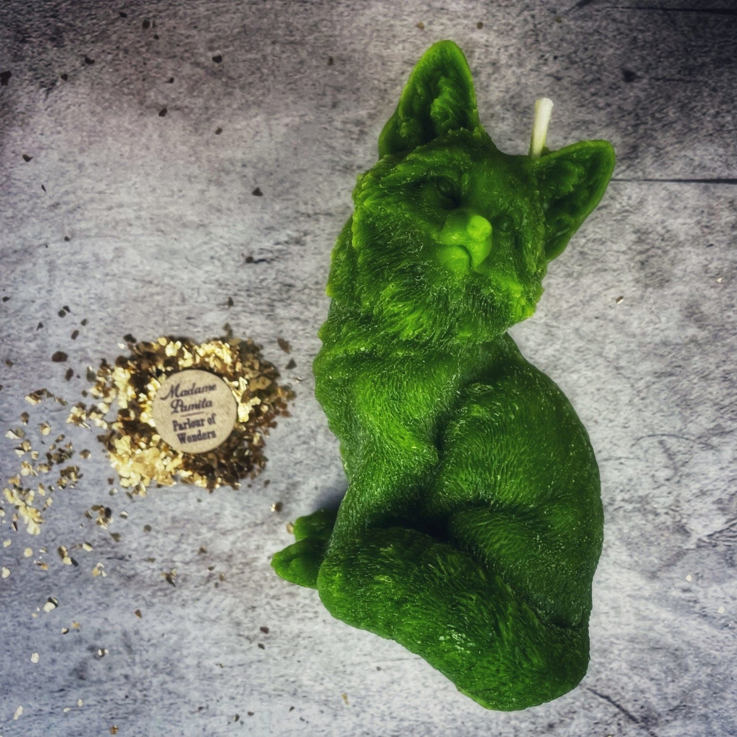 Beeswax Fast Fox Spell Candle - Quick Results & Cunning Magic