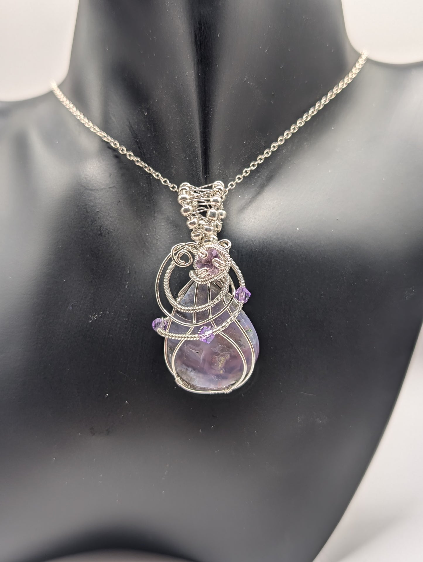 ✨ Elevate Your Style with Our Unique Purple Moss Agate & Amethyst Wire Wrapped Pendant! ✨🌟