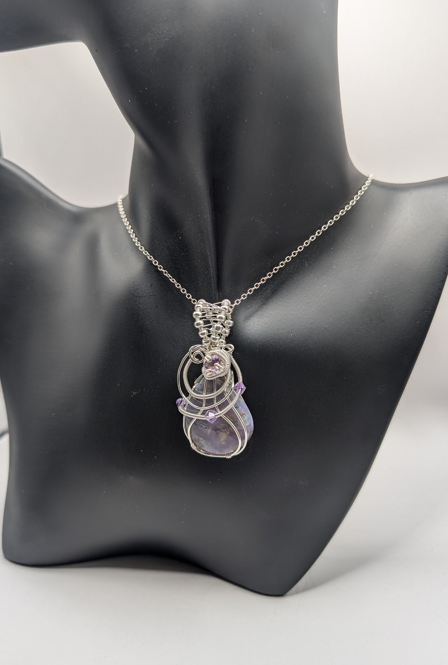 ✨ Elevate Your Style with Our Unique Purple Moss Agate & Amethyst Wire Wrapped Pendant! ✨🌟