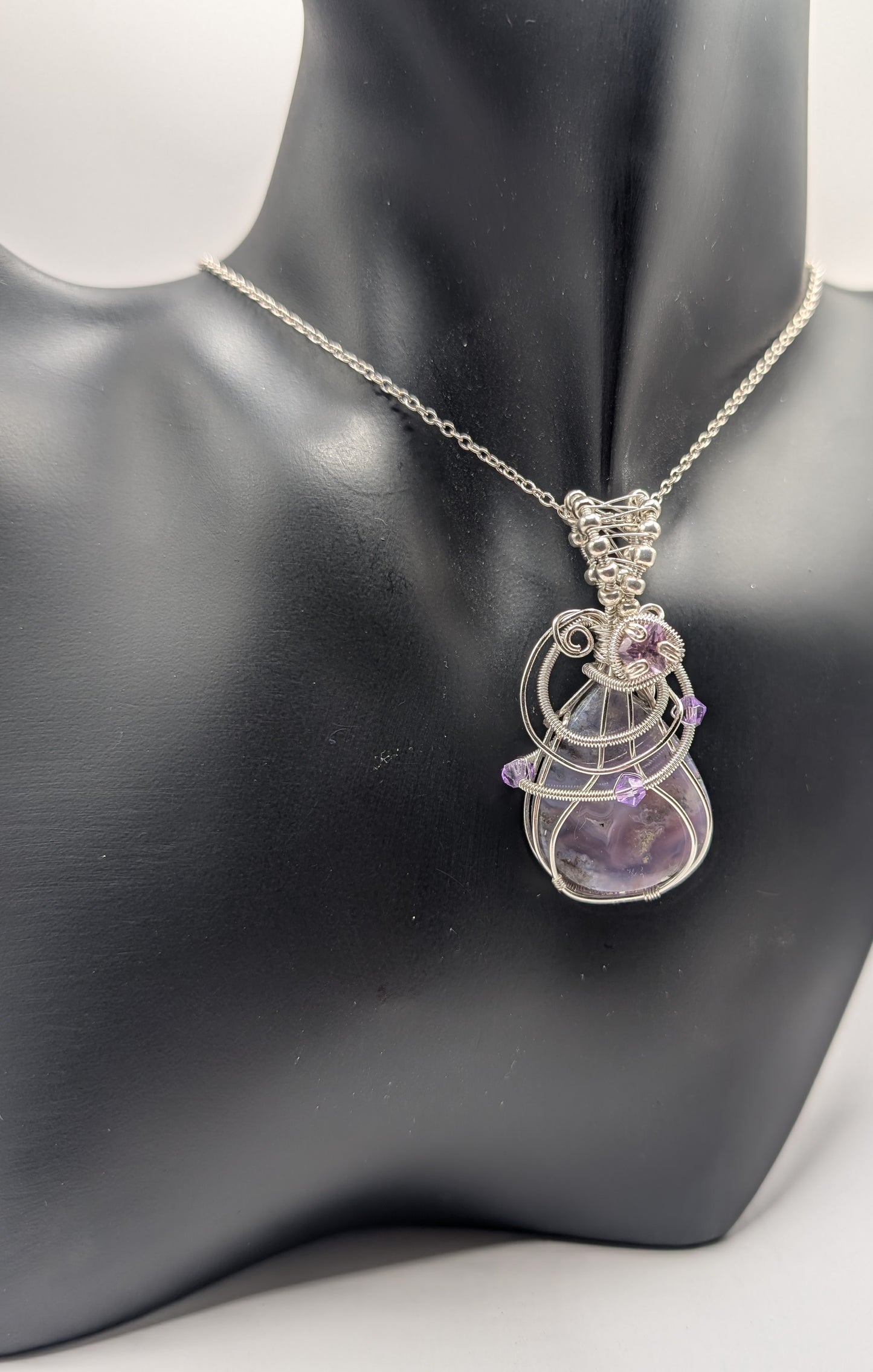 ✨ Elevate Your Style with Our Unique Purple Moss Agate & Amethyst Wire Wrapped Pendant! ✨🌟