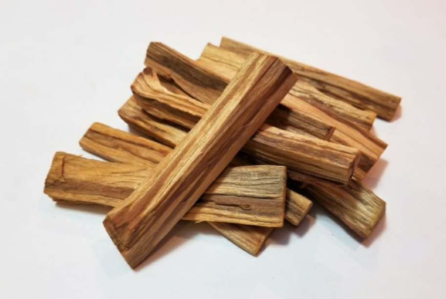 12 Palo Santo sticks