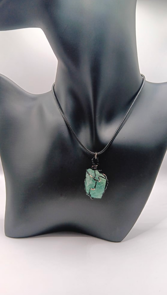 Discover the Power of Nature with Our Crystal Green Aventurine Necklace!