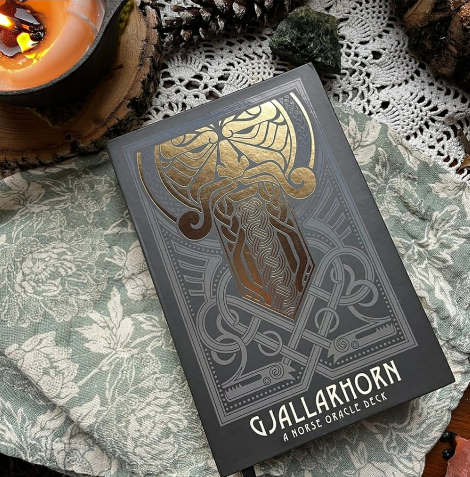 Gjallarhorn A Norse Oracle Deck