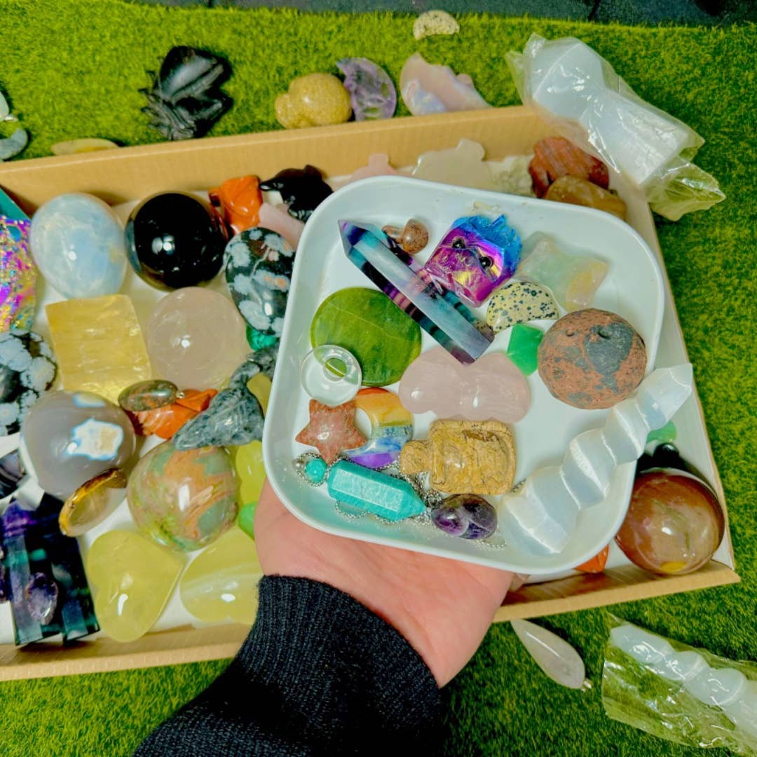 Crystal Mystery Box – 1 LB Mixed Crystals 10Pc+