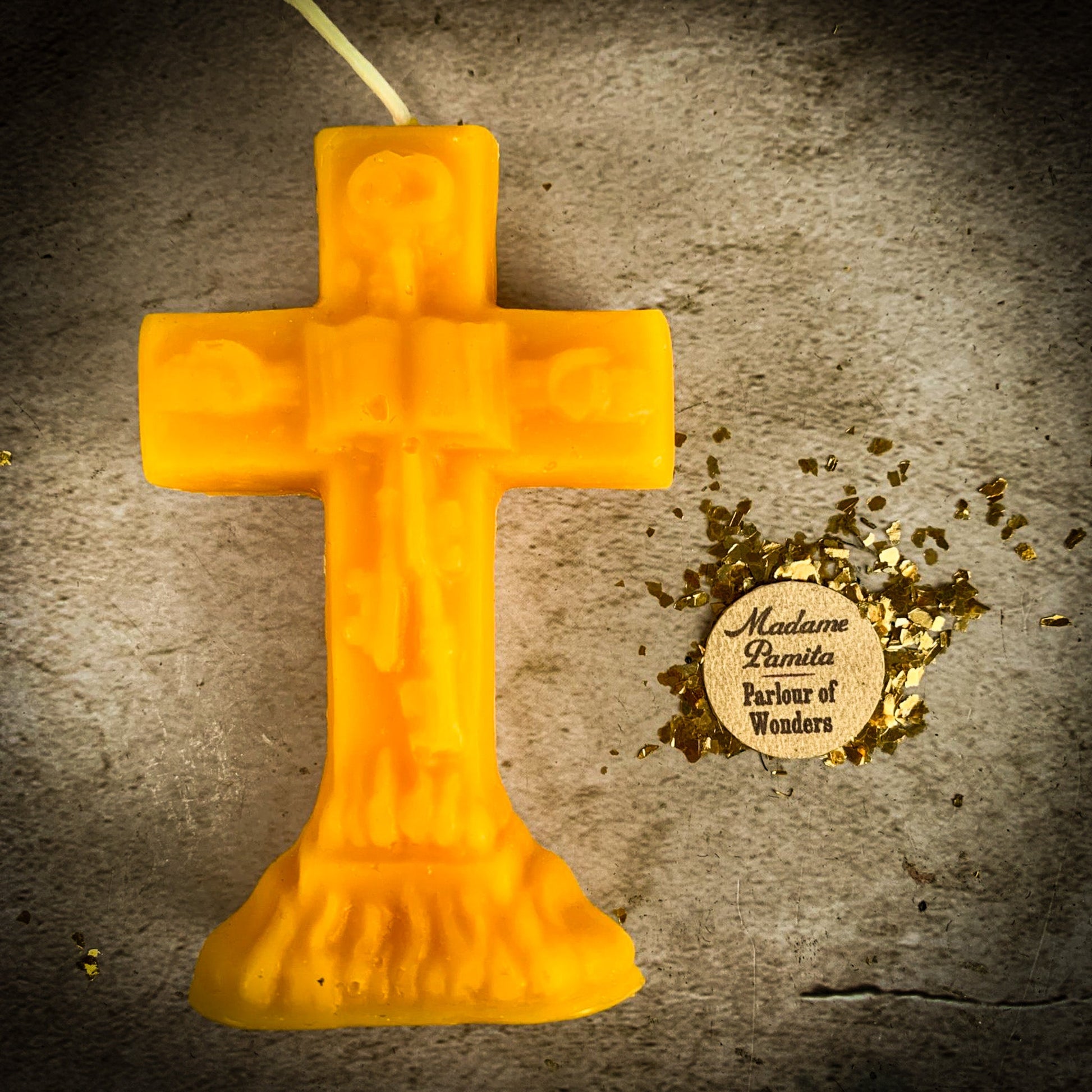 Beeswax Uncrossing Spell Candle - Remove Hexes, Curses & Jinxes - Northern Magick Supplies