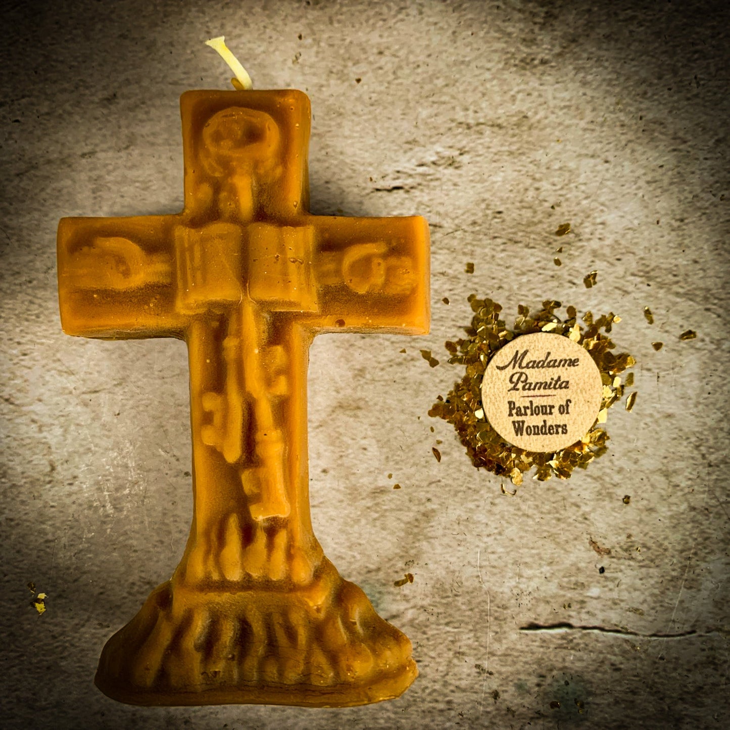 Beeswax Uncrossing Spell Candle - Remove Hexes, Curses & Jinxes - Northern Magick Supplies