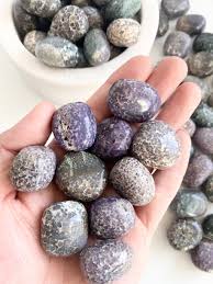 Agate Grape - Tumbled - Northern Magick Supplies