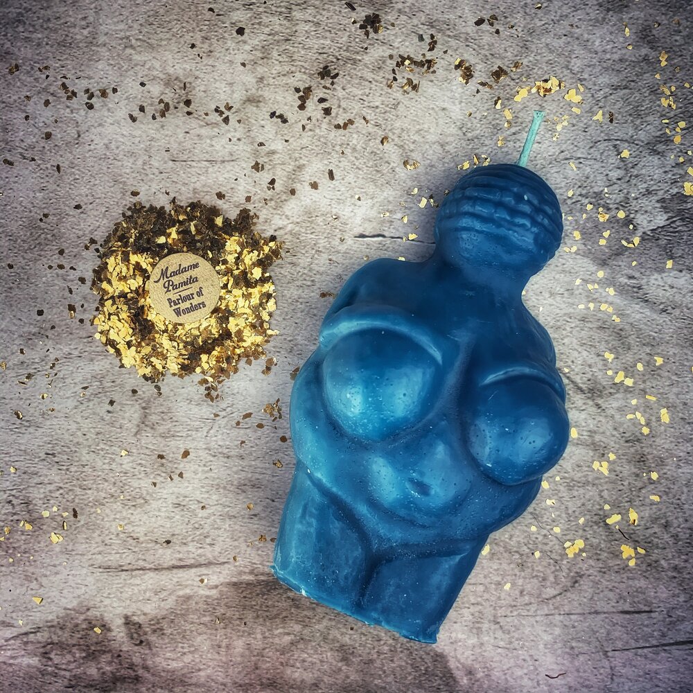 Beeswax Goddess of Willendorf Spell Candle - Feminine Power & Fertility Magic