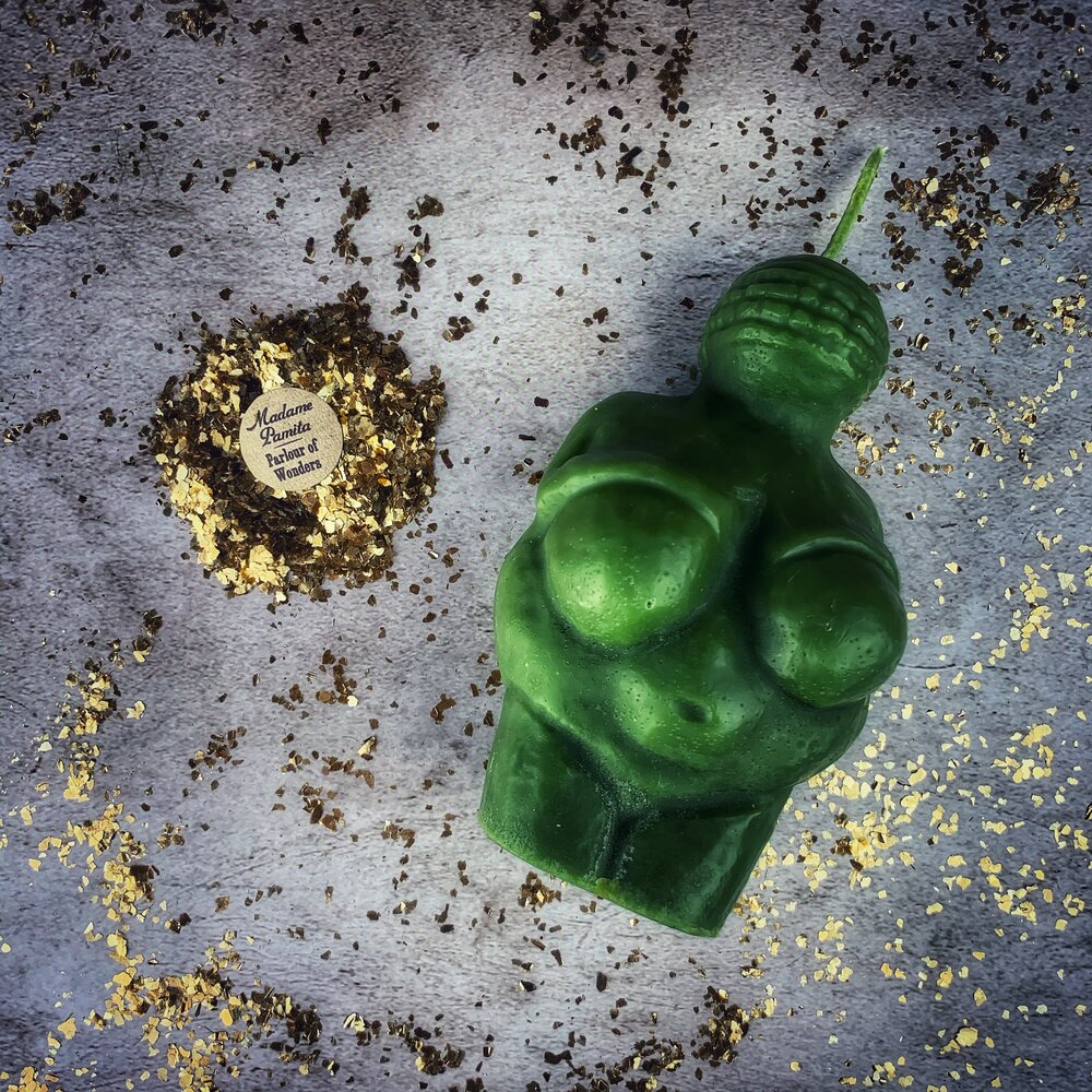 Beeswax Goddess of Willendorf Spell Candle - Feminine Power & Fertility Magic