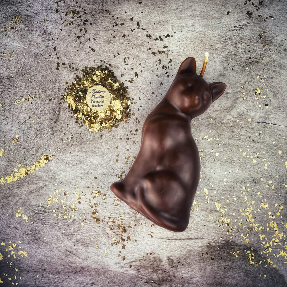 Beeswax Lucky Cat Spell Candle - Fast Action & Manifestation Magic - Northern Magick Supplies