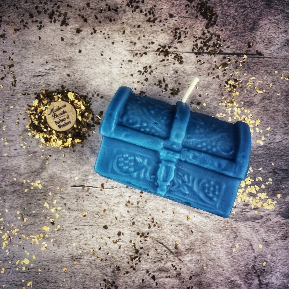 Beeswax Treasure Chest Spell Candle - Northern Magick Supplies