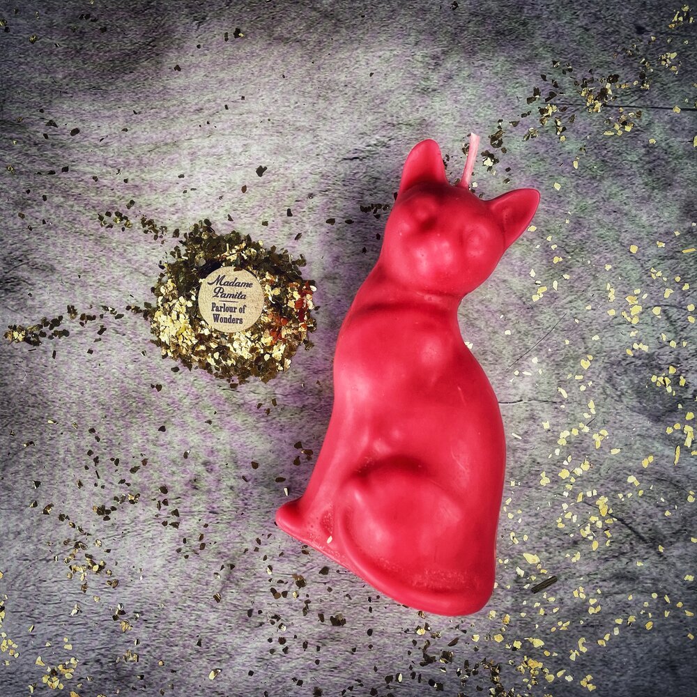Beeswax Lucky Cat Spell Candle - Fast Action & Manifestation Magic - Northern Magick Supplies