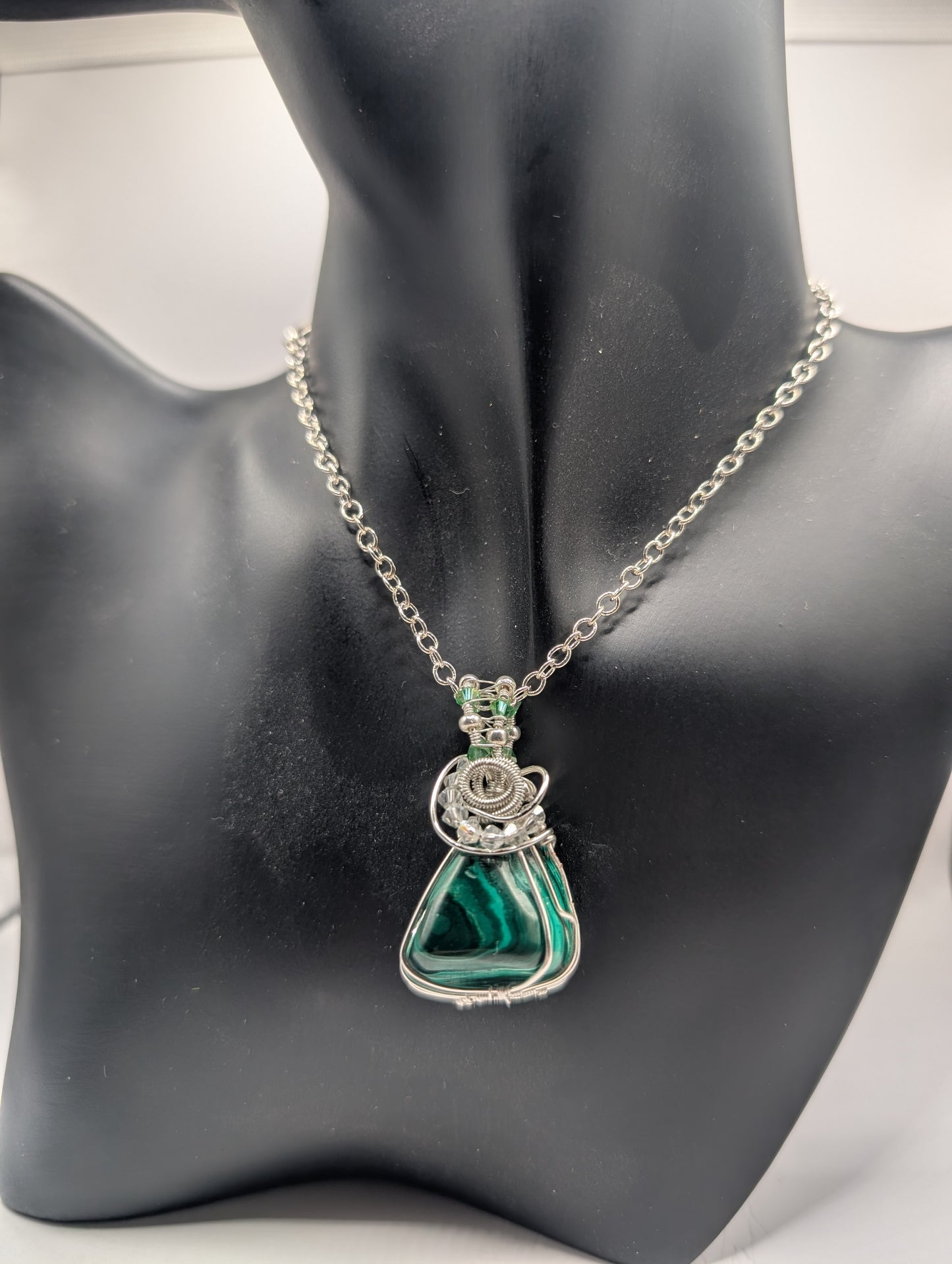 🌟 Discover the Magic of Our Handcrafted Malachite Pendant! 🌟