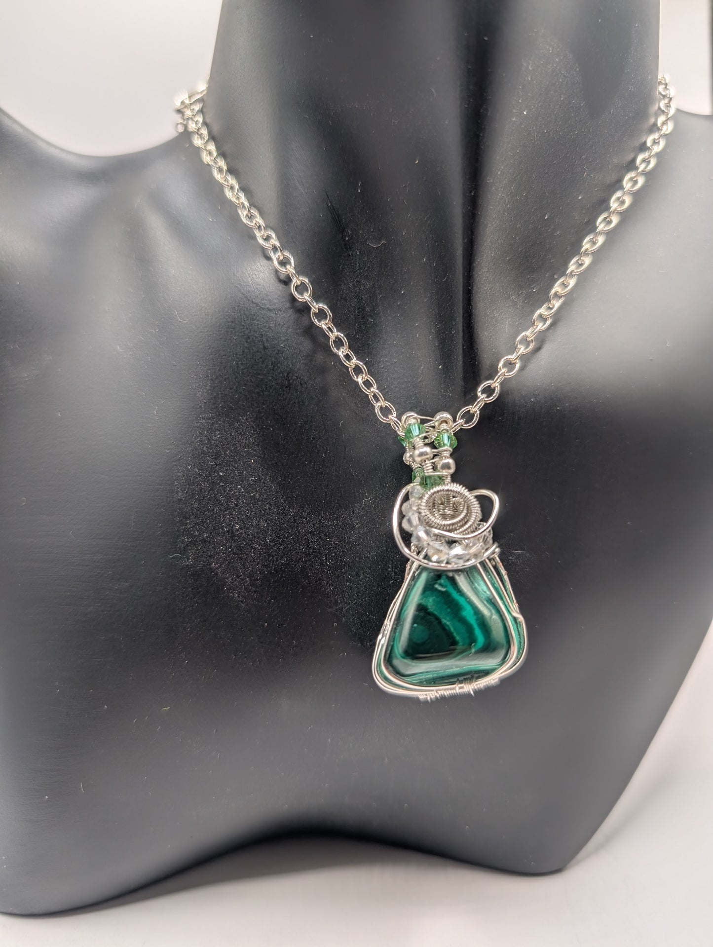 🌟 Discover the Magic of Our Handcrafted Malachite Pendant! 🌟