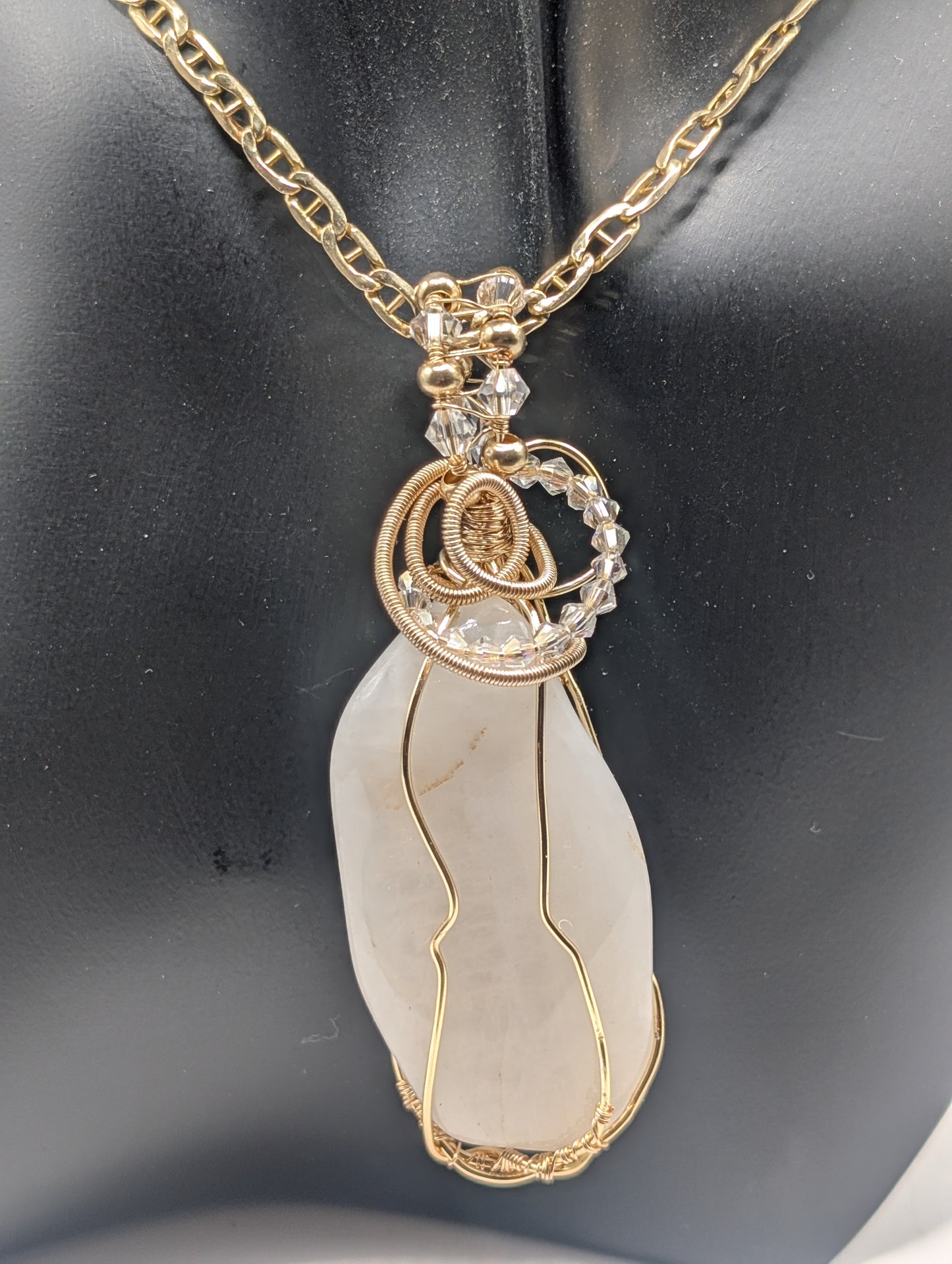 ✨ Discover the Magical properties of Moonstone ✨ - Northern Magick Supplies