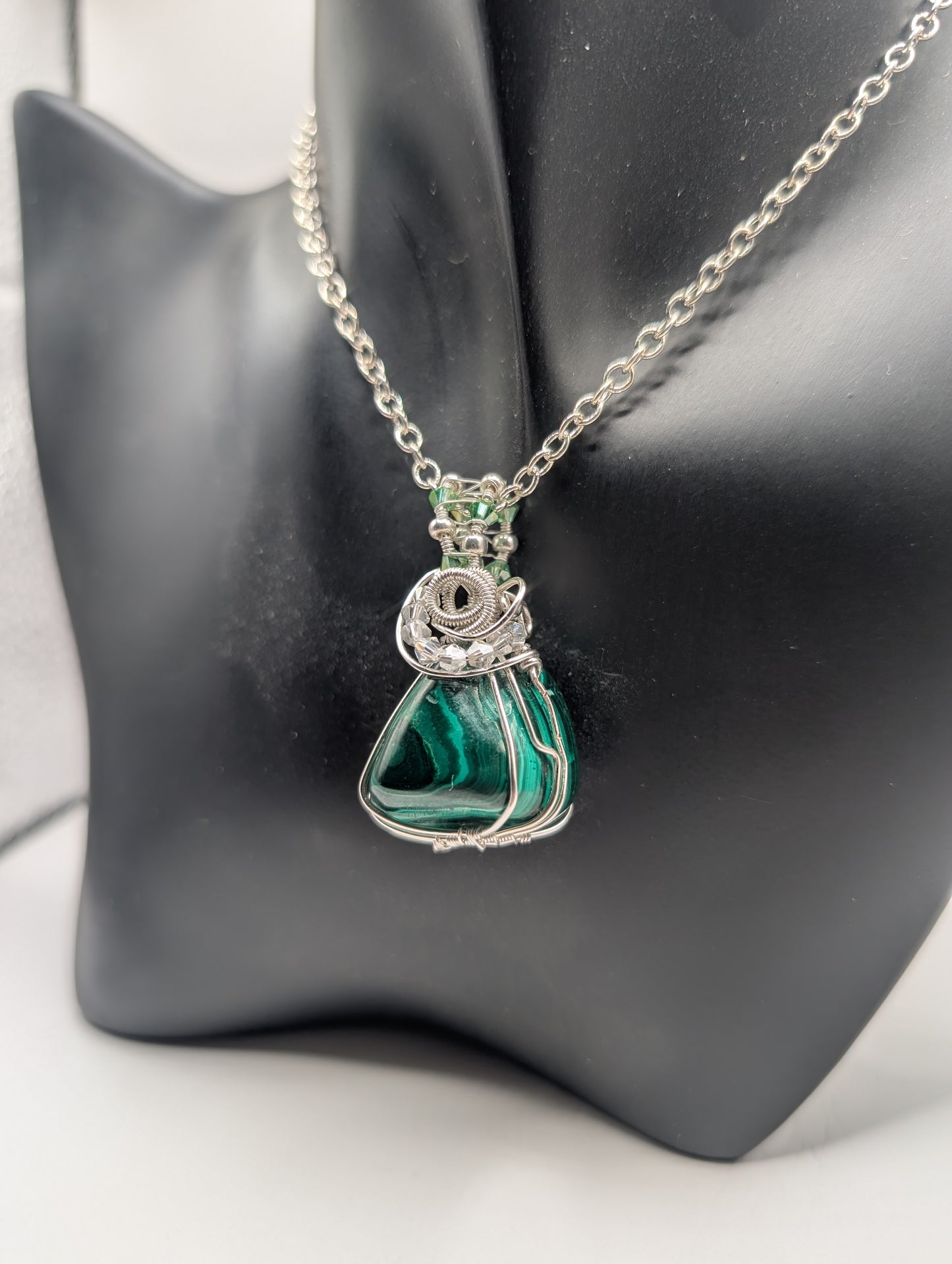 🌟 Discover the Magic of Our Handcrafted Malachite Pendant! 🌟